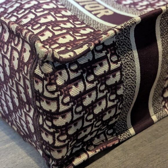 CHRISTIAN DIOR Oblique Medium Book Tote - Picture 7 of 8